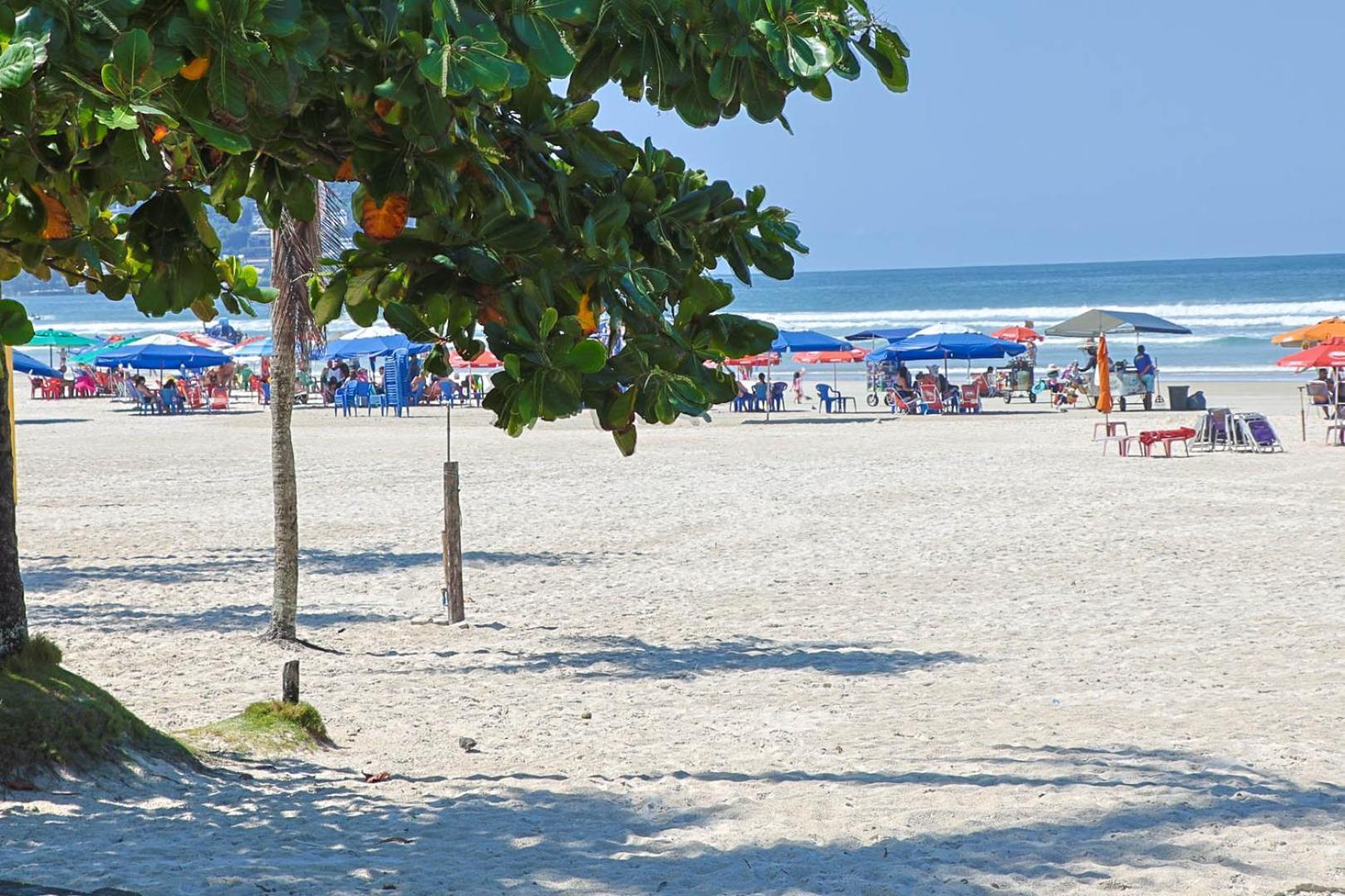 Apto A 500 Metros Da Praia Da Enseada Guarujá Dış mekan fotoğraf